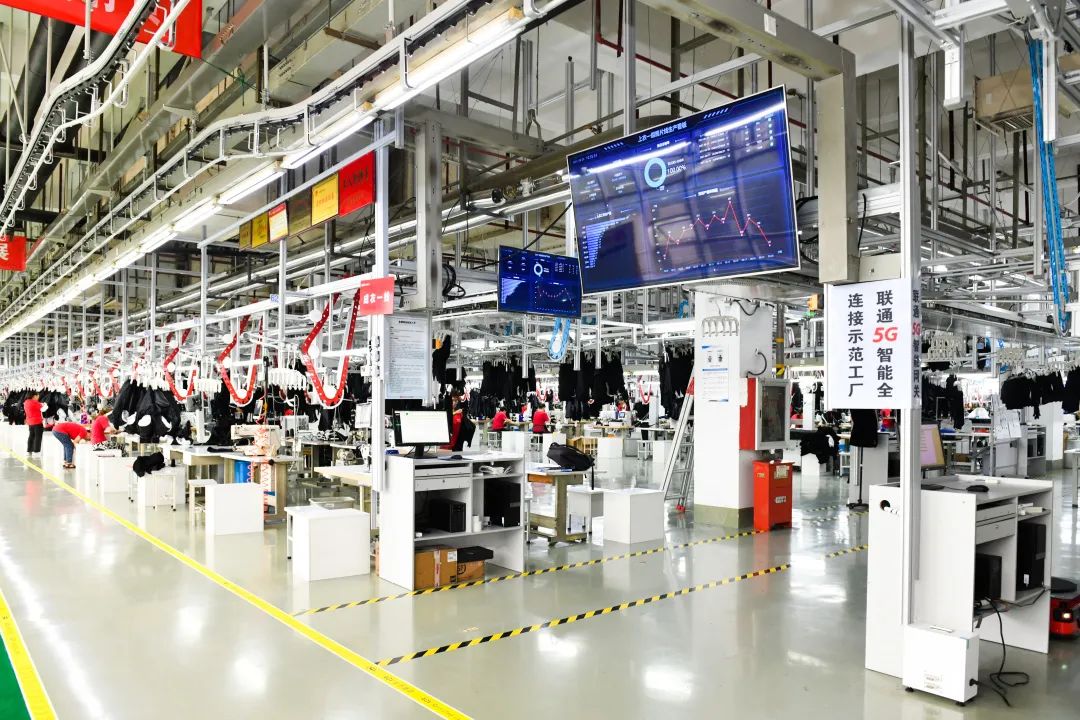 云顶集团3118西服智能工厂