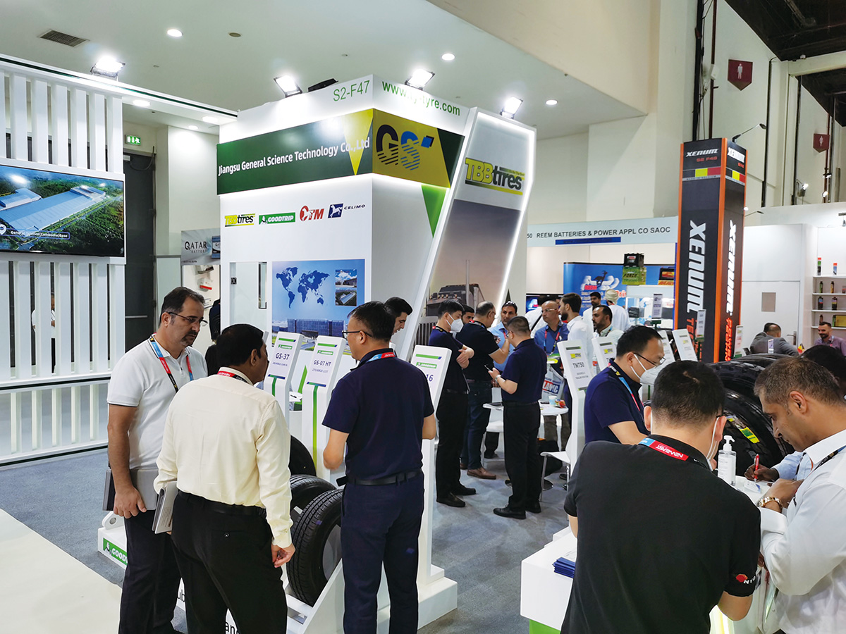 通用股份亮相迪拜展，彰显民族轮胎风采！